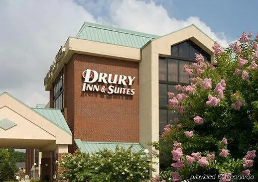 Drury Inn & Suites Louisville East Hotel